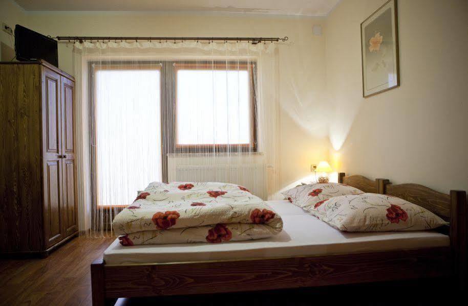 Appartement Gosciniec U Obrochtow à Zakopane Extérieur photo